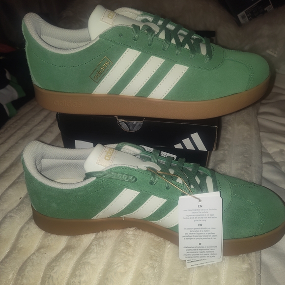 Adidas Green and White Men's Shoes - Picture 2 of 8